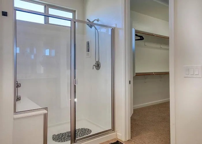 Ferienhaus King 5br Tranquil Lux Retreat: Pool, Theater, Fun! Phoenix
