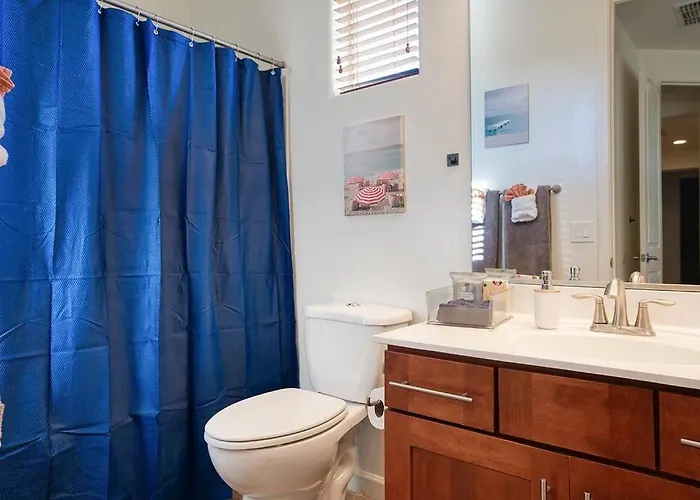 King 5br Tranquil Lux Retreat: Pool, Theater, Fun! Ferienhaus